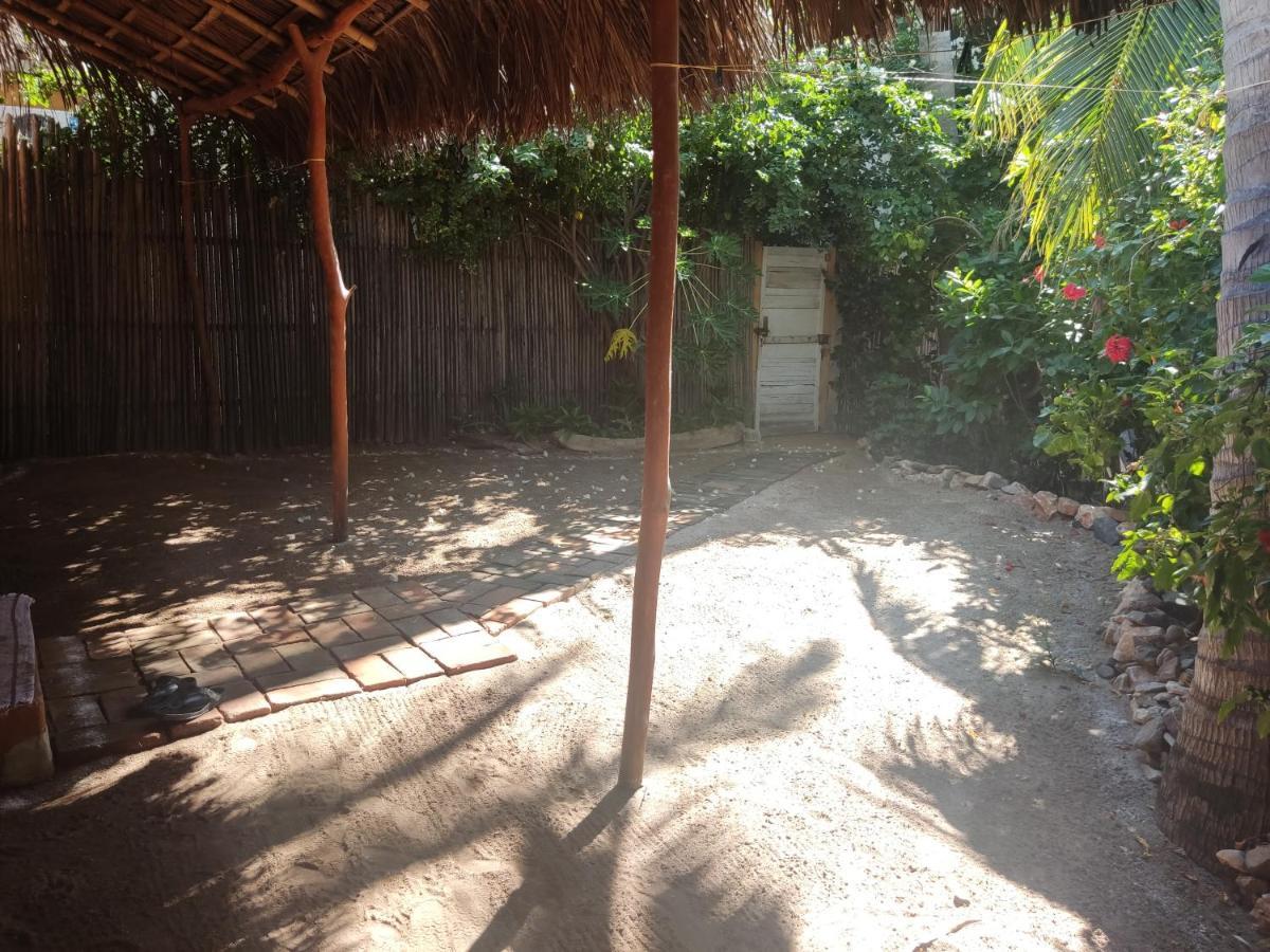 Casa Tonantzin Hotel Zipolite Exterior photo